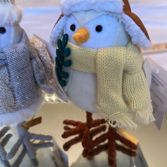 NWT TARGET Featherly Friends Bird with knit hat and sweater COVE & CHIP 2023 - Picture 3 of 7
